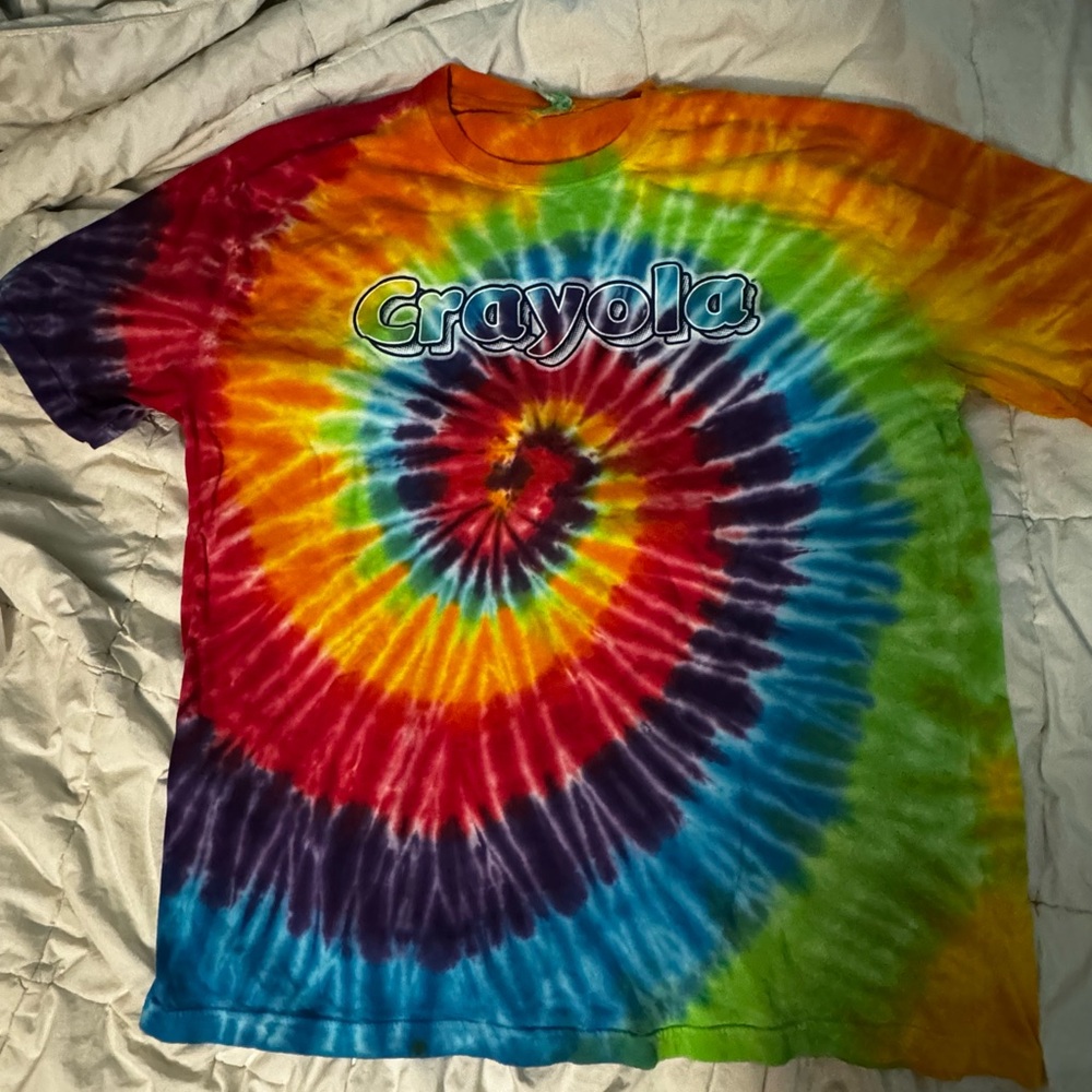 Crayola tie dyed shirt